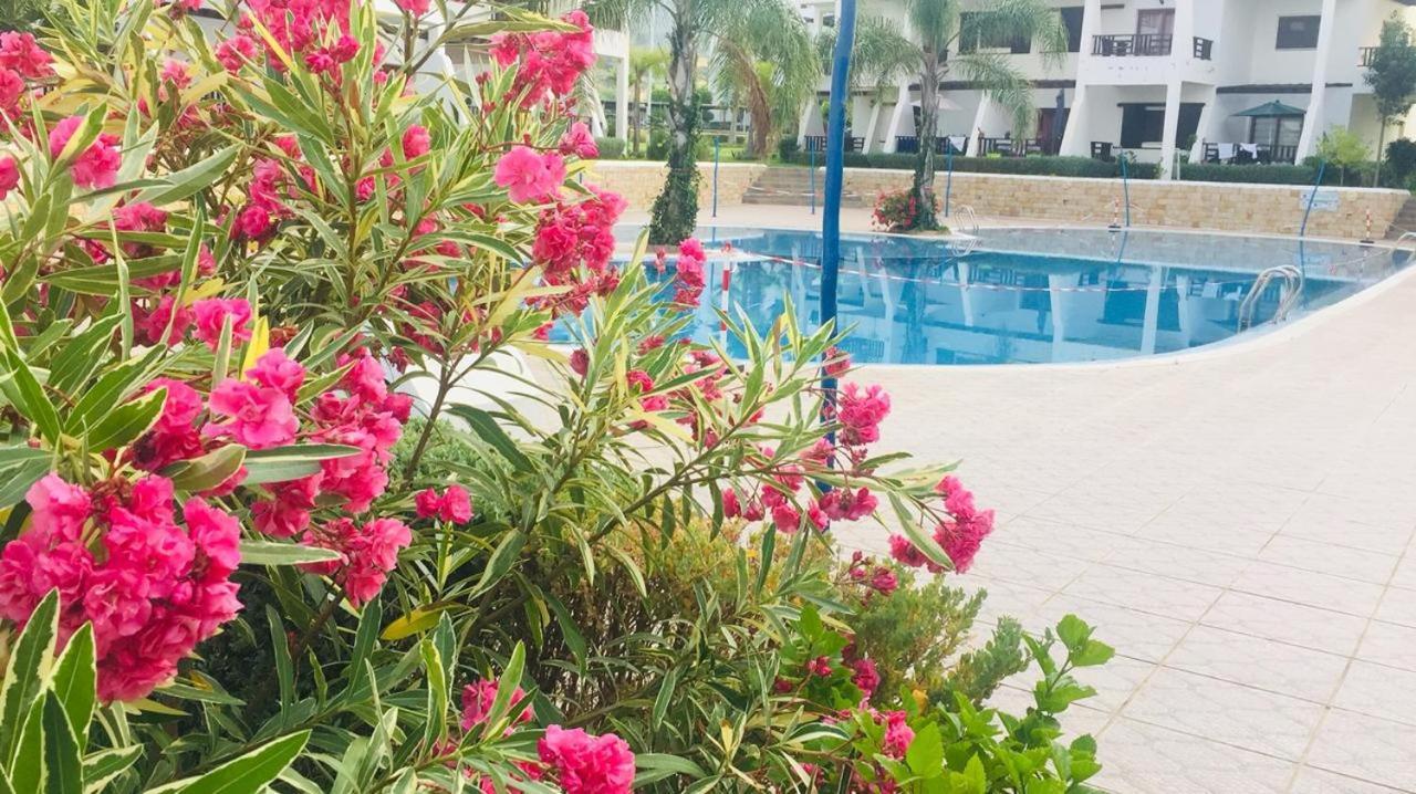 Residence Tamuda Golf A Cabo Negro Exteriér fotografie